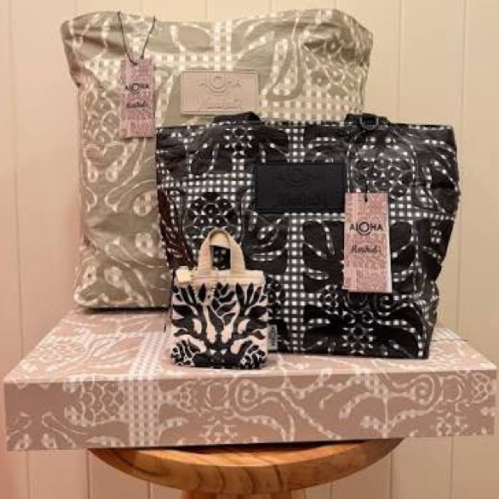 Manuhealii x ALOHA Collection Special Anniversary Edition Box Set